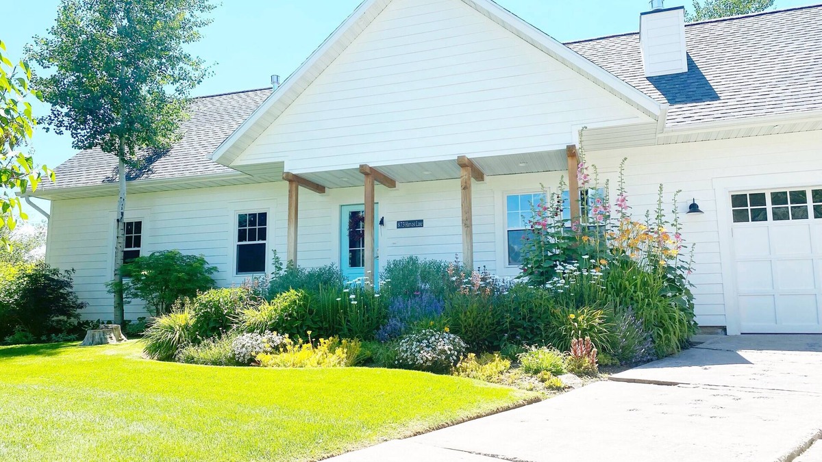 Midway House | Gorgeous Remodeled Farmhouse tucked in a quiet cul de sac on 1/2 acre