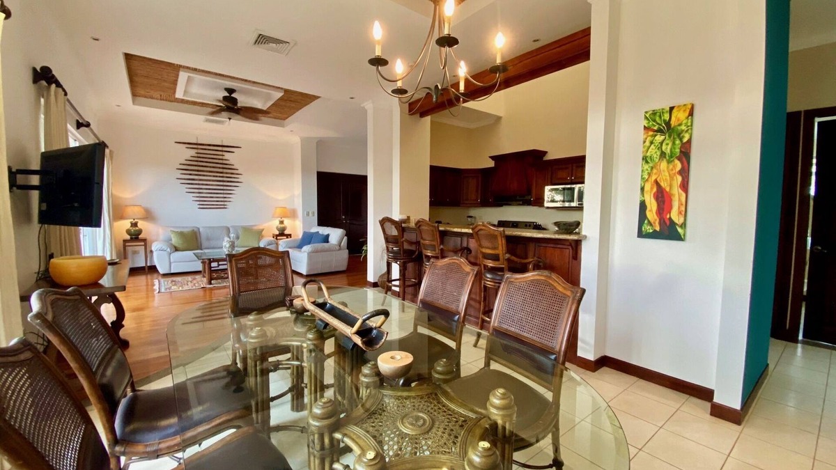 Esterillos Este Condo | Gorgeous Resort Style Luxury Accommodation in Esterillos Este