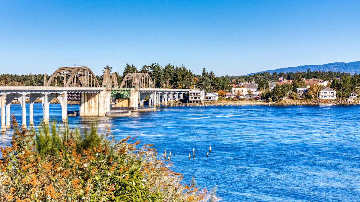 Florence Condo | Gorgeous riverfront rental with excellent views & large private deck