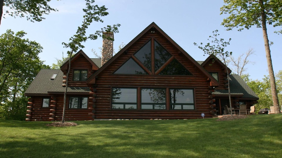 Indian Shores Cabin | Gorgeous, Spacious Log Lake Home - Amazing View of 285 feet of Lake Shore!