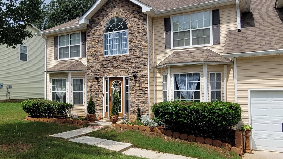 Douglasville House | Gorgeous, Spacious, Clean, Comfortable Stay, Close to Six-Flags