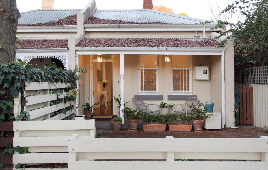 Subiaco House | Gorgeous Subiaco cottage
