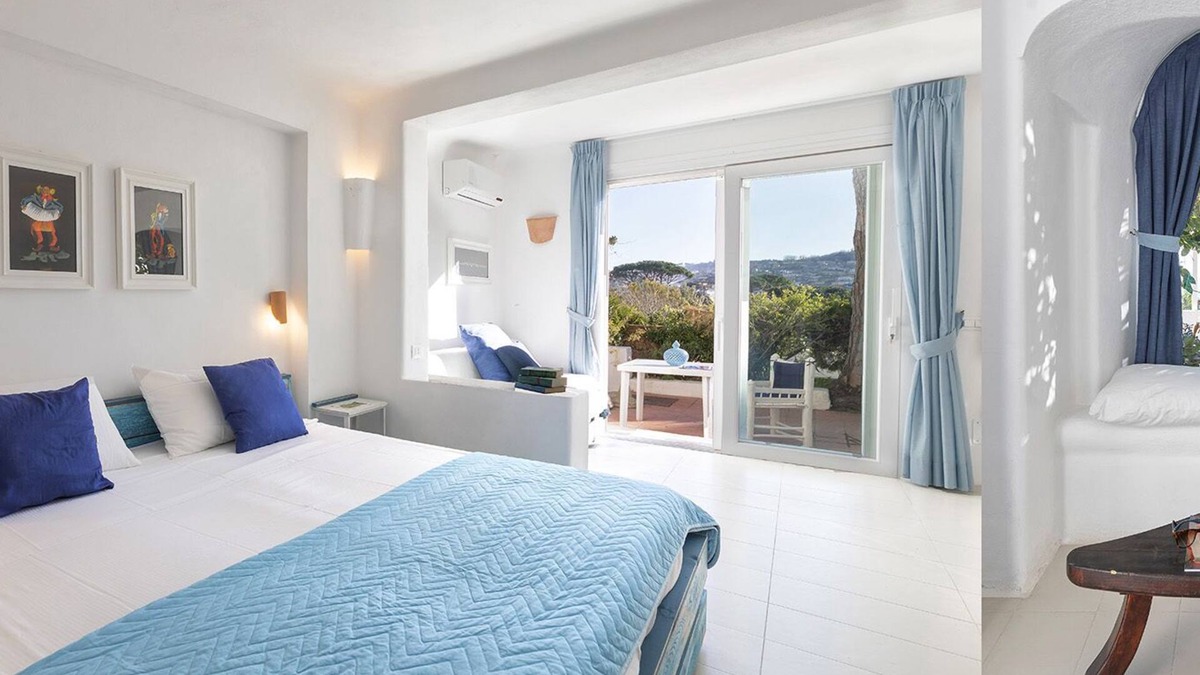 Forio Cabin | Gorgeous Superior Room with a Garden Terrace in a Botanical Garden