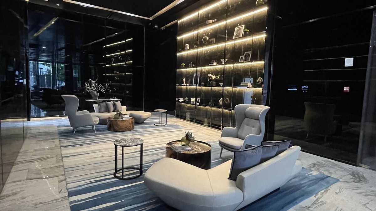 Thanon Phetchaburi Condo | Gorgeous condo in the heart of Bangkok, skytrain