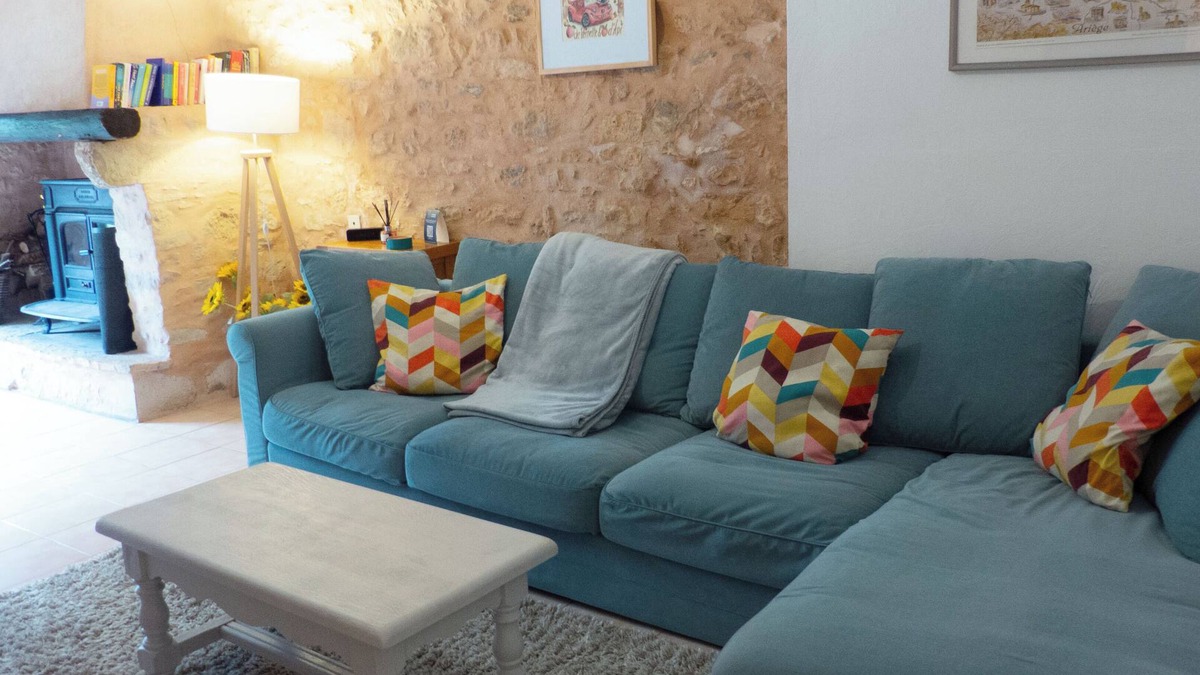 La Bastide-de-Bousignac Cottage | Gorgeous three bedroom gîte with rustic charm