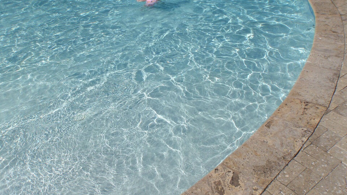 Kamay House | Gorgeous top of the line apt. 6 minute dr. to Beach. Check out April & May Rates
