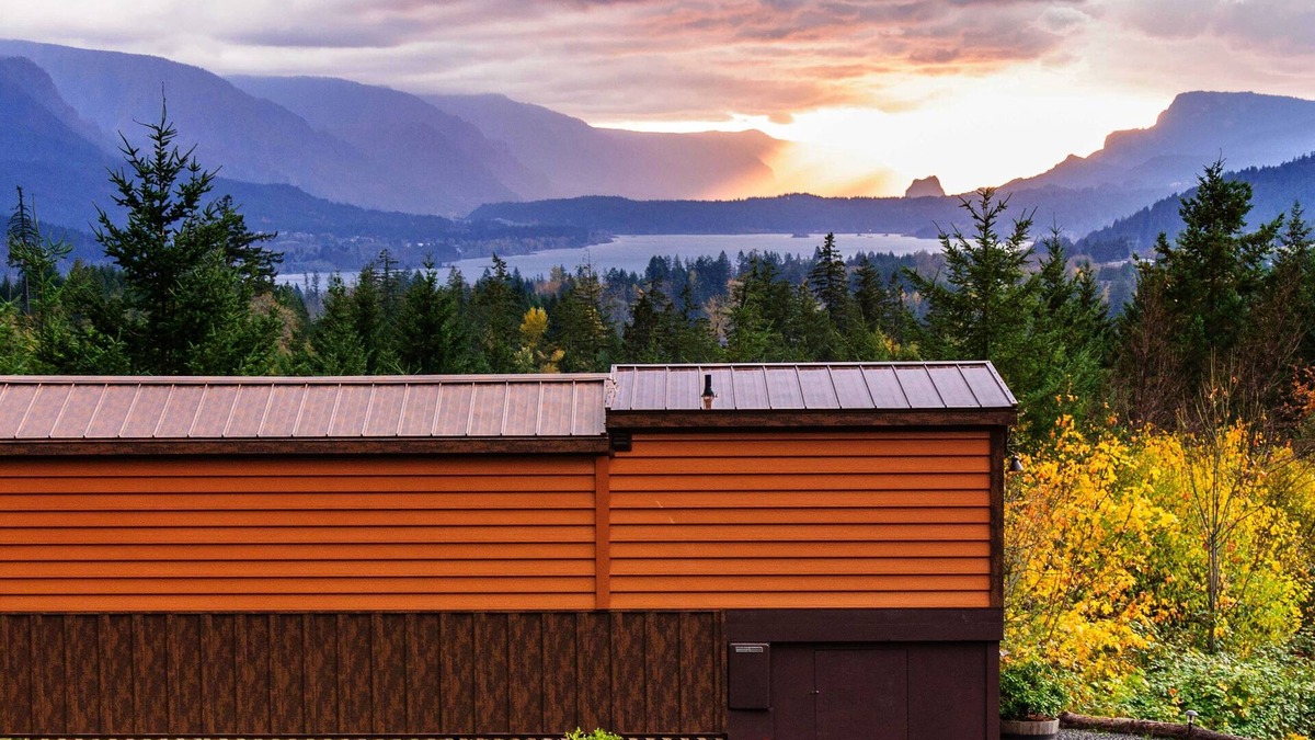 Stevenson Cottage | Gorgeous view Secluded Tiny Cottage, Previously only found on A-bnb