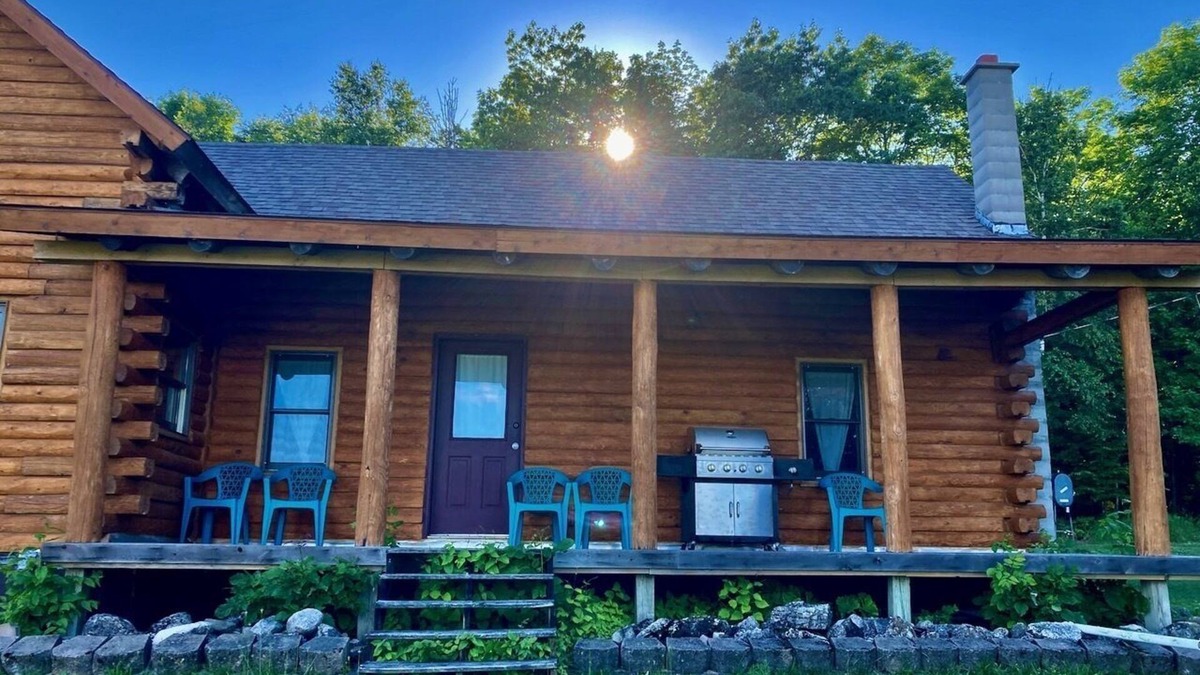 Garden Cottage | Gorgeous Views of Garden Golf Course from this Rustic Log Cottage - Golf, Fish, Hunt, Hike, Bike Central U.P. 1 HR to Pictured Rocks.