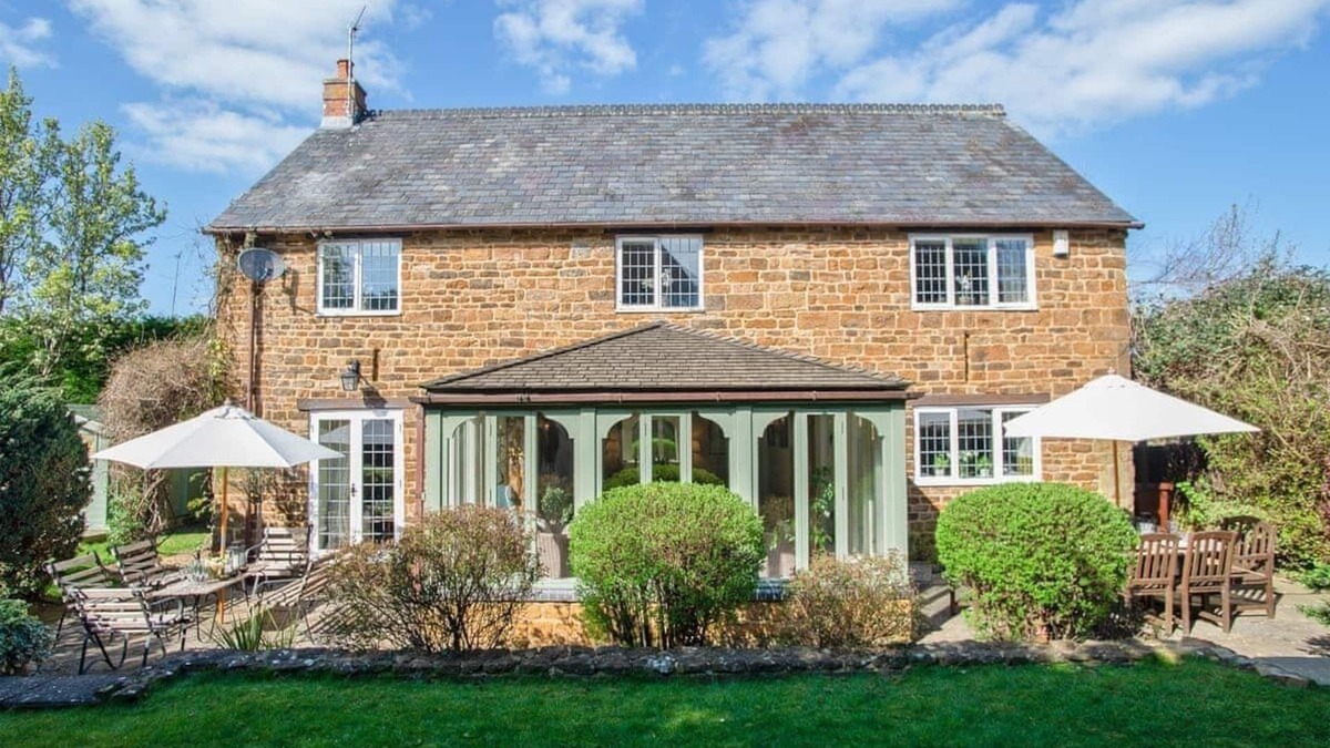 Shutford House | Gorgeous Village Barn, nr Banbury/Chipping Norton - Cotswolds, Oxfordshire