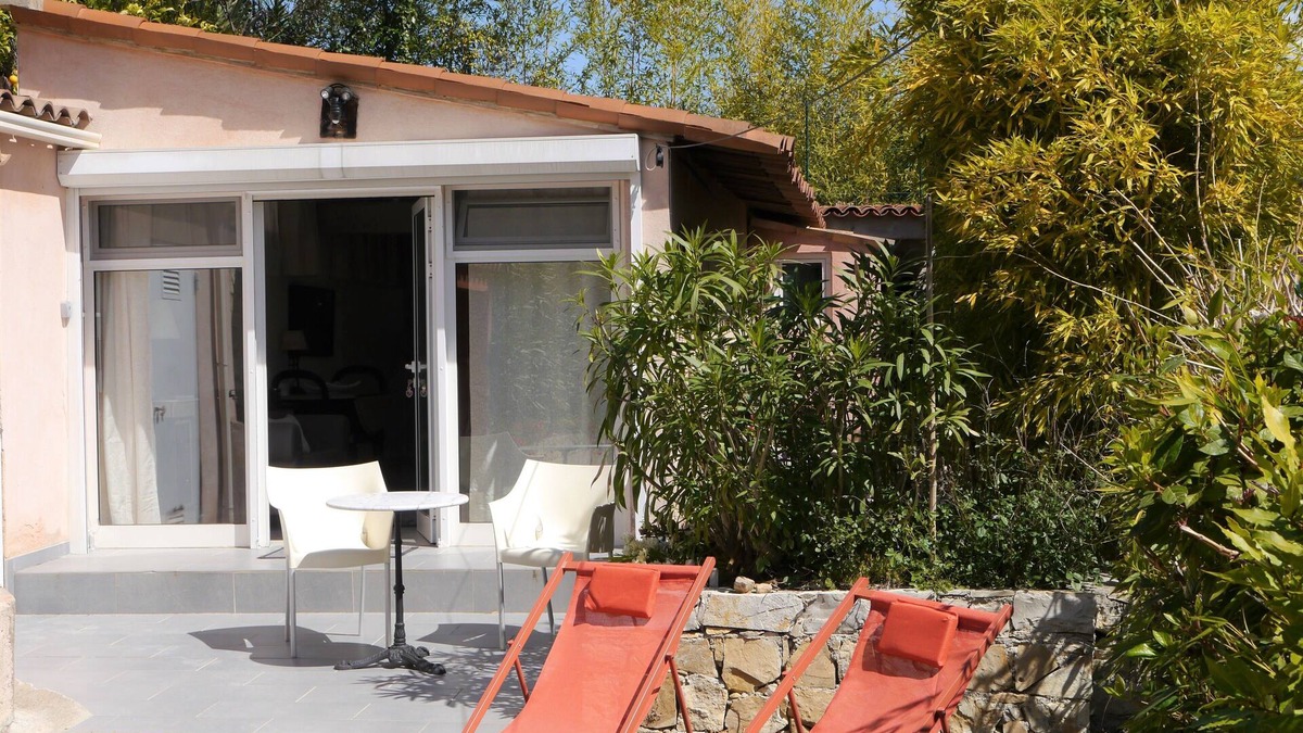 Mougins Apartment | Gorgous, independent studio with terraces