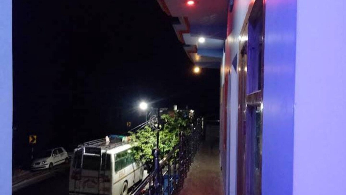 Shivanandi Hotel | Goroomgo Vinod Tilwara