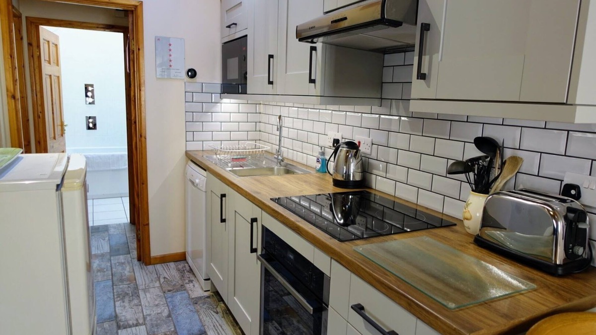 Tremain Cottage | Gorse Cottage, two bedroom cottage, Cardigan Bay, West coast of Wales