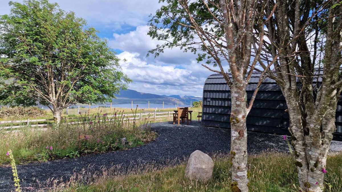 Drumchork Cabin | Gorse Gorgeous Glamping Hideaway