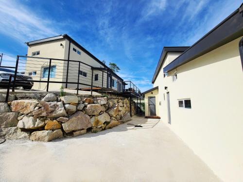 Goseong-gun House | Goseong Sunny Hill Pension