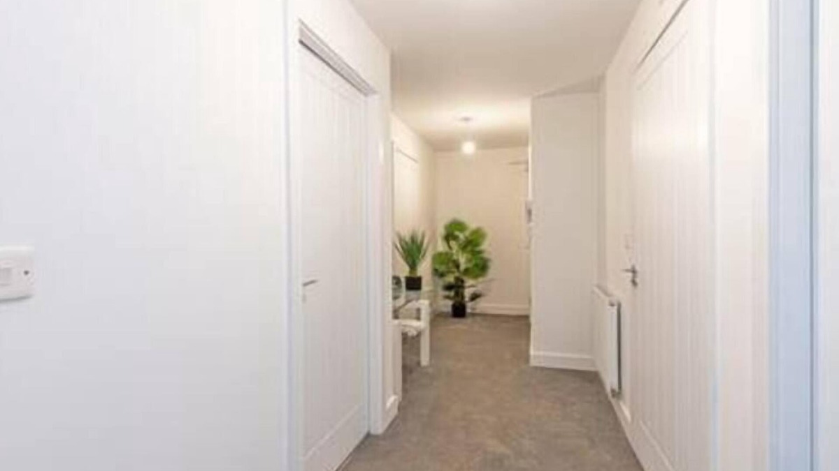 Heswall Apartment | Gospel Heights 2 Bed Apartment