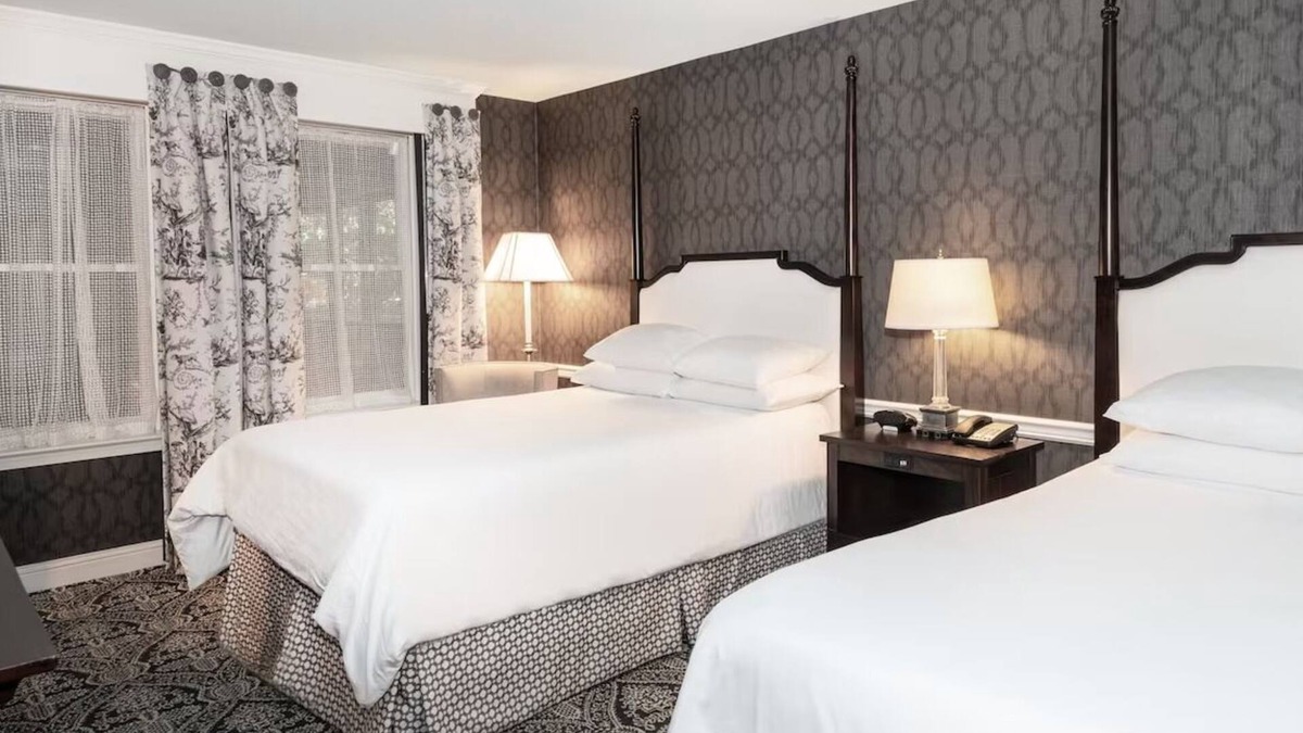Historic District Hotel | Governor Calvert 2 Double Beds, Historic Inns, Gym Access, Near Naval Academy