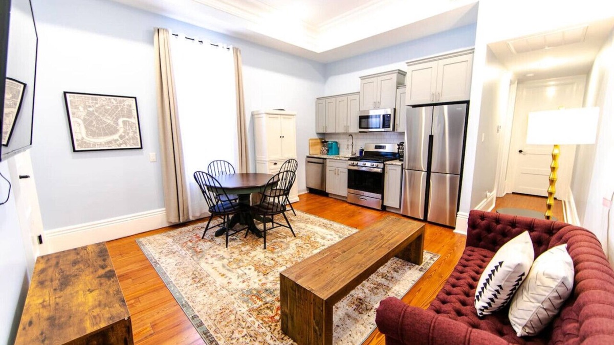 Treme Apartment | Governors Apartment - Historic Getaways