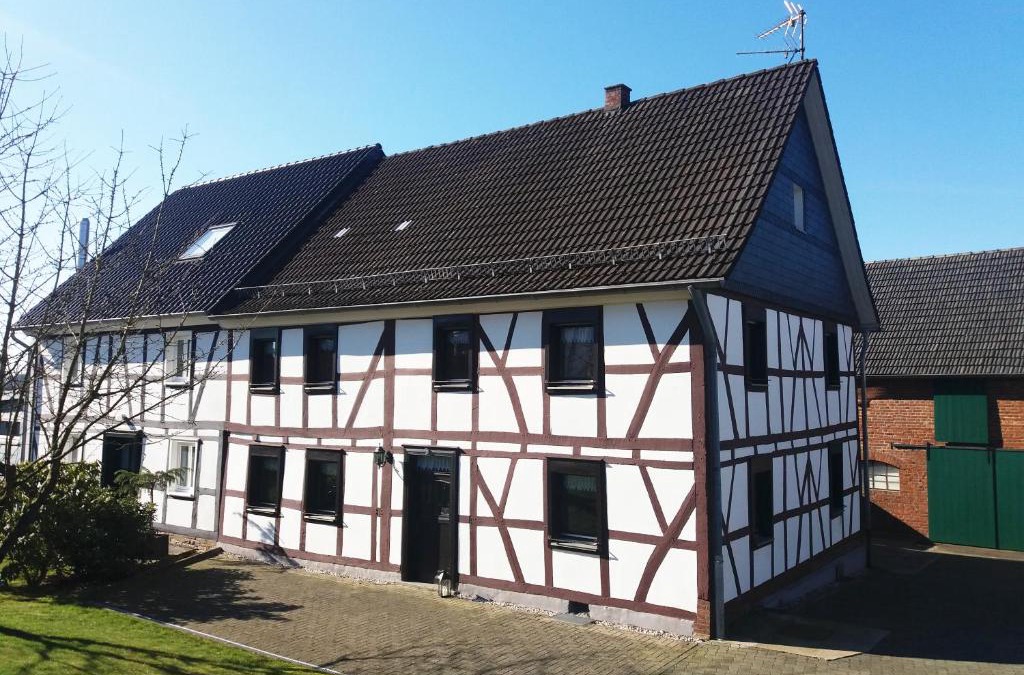 Neunkirchen-Seelscheid House | Gräfrath Gästehaus Neunkirchen-Seelscheid