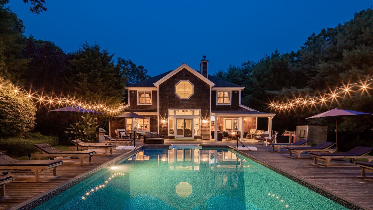 Sagaponack House | Grab a Fun Fall Weekend by Wolffer Vineyard! Columbus Day Holiday Now Available