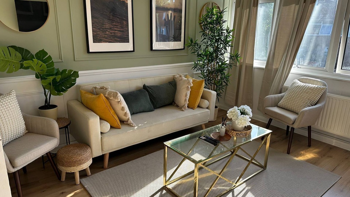 Thamesmead Apartment | Grace House - 15 Minutes To Central London