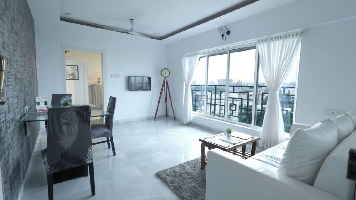 Vile Parle Apartment | Gracious Living Apartment - Mumbai Airport