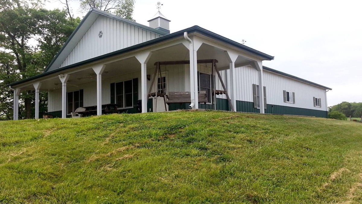 Michael Cabin | Graham Farm Cabin.