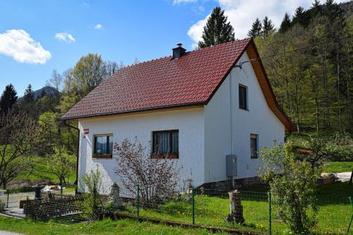 Kocevje House | Grajska kmetija