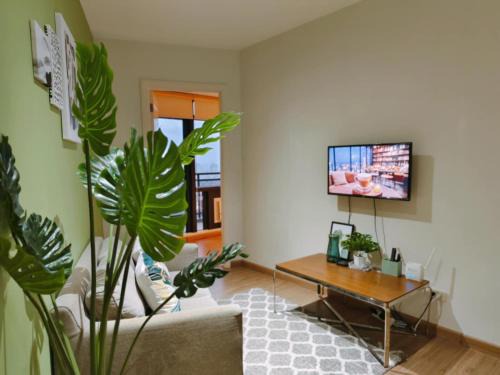 Downtown Apartment | Gramercy Residences Makati by Christine Suites PH with Balcony