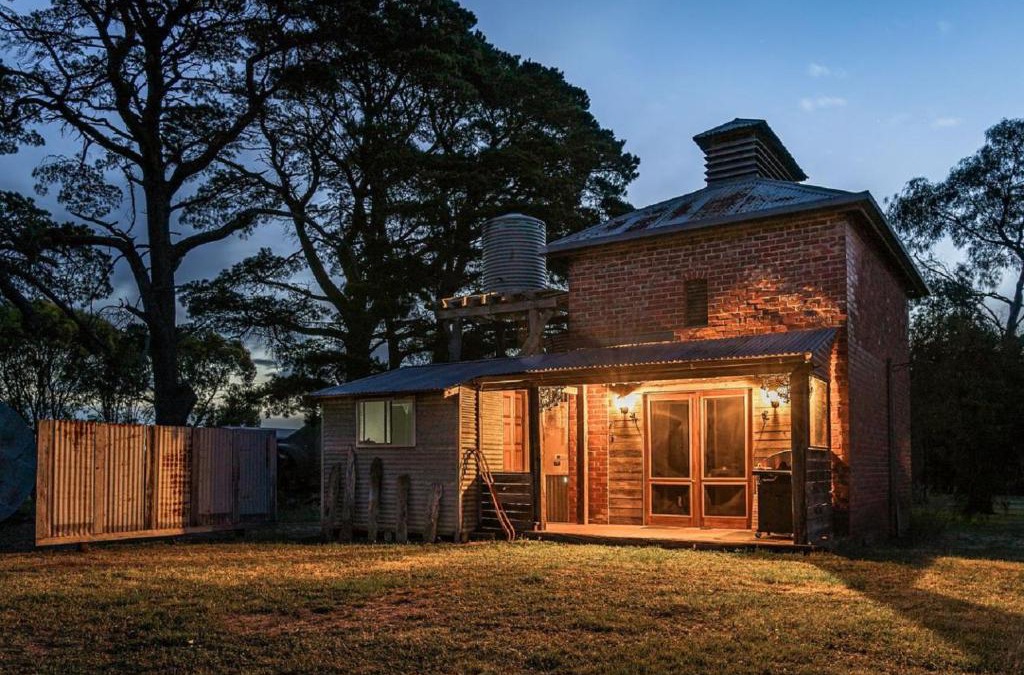 Moutajup House | Grampians Historic Tobacco Kiln