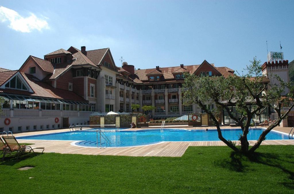 Puente Viesgo Hotel | Gran Hotel Balneario De Puente Viesgo