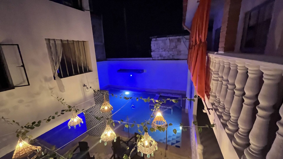 Mesitas del Colegio Hotel | Gran Hotel Los Angeles