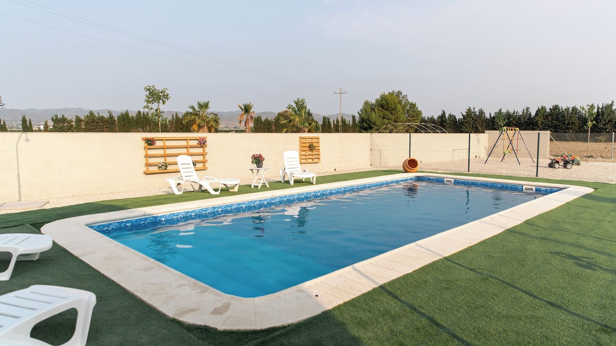 Puerto Lumbreras Cottage | Gran Vivienda Rural de 180 m2, Ideal Para Grupos de Hasta 16 Personas