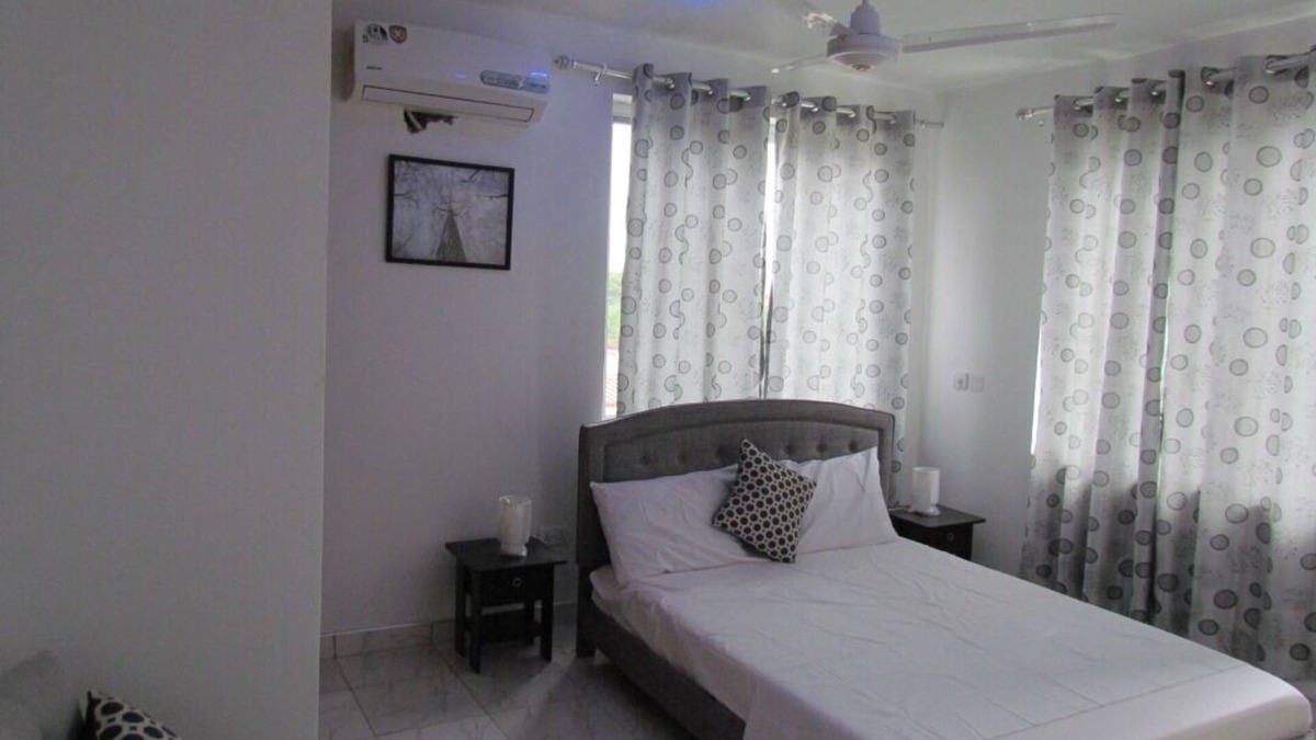 Taifa Apartment | Grand 2-Bedroom Apt near Accra @ Victoria Grand apartments