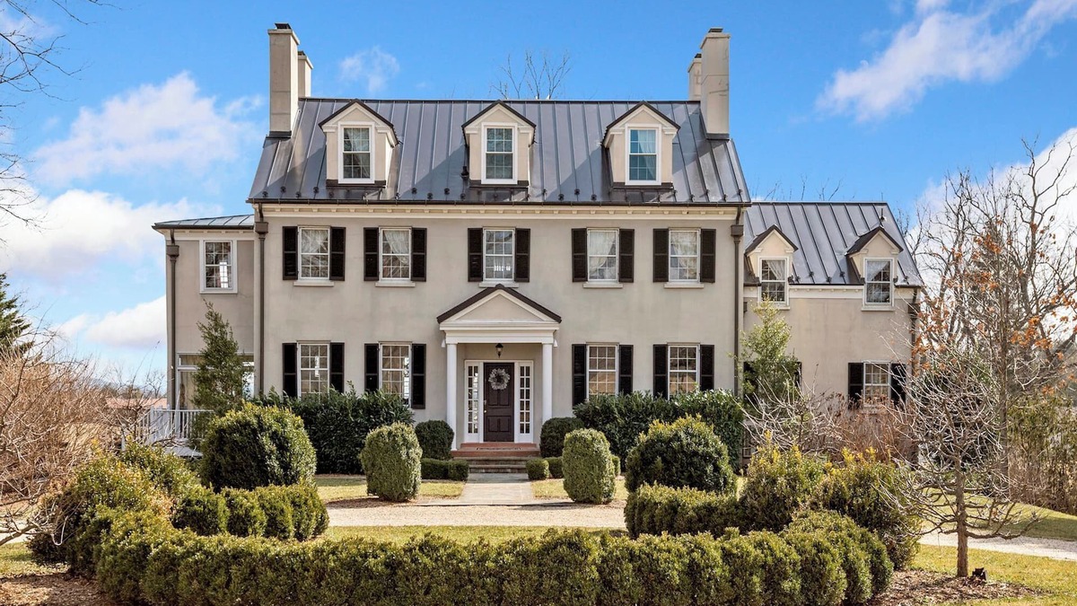 Middleburg House | Grand 9BR Provenance Manor Ideal for Weddings & Gatherings