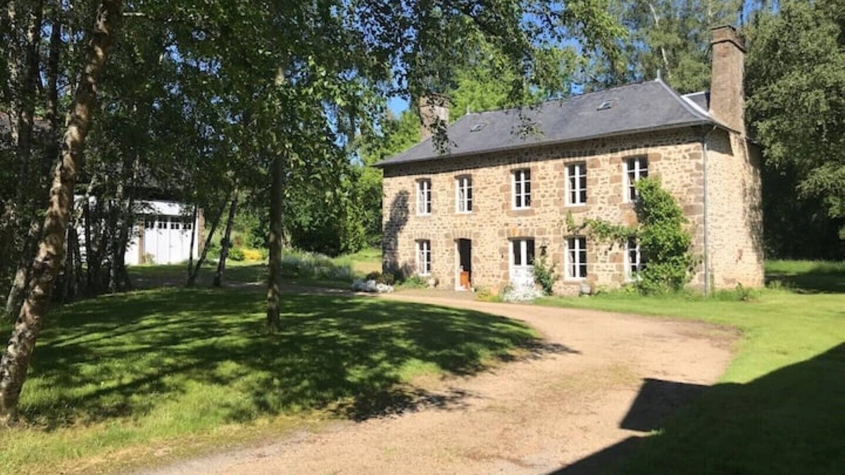 Ambrieres-les-Vallees House | Grand and traditional French country house, set in a stunning wooded landscape