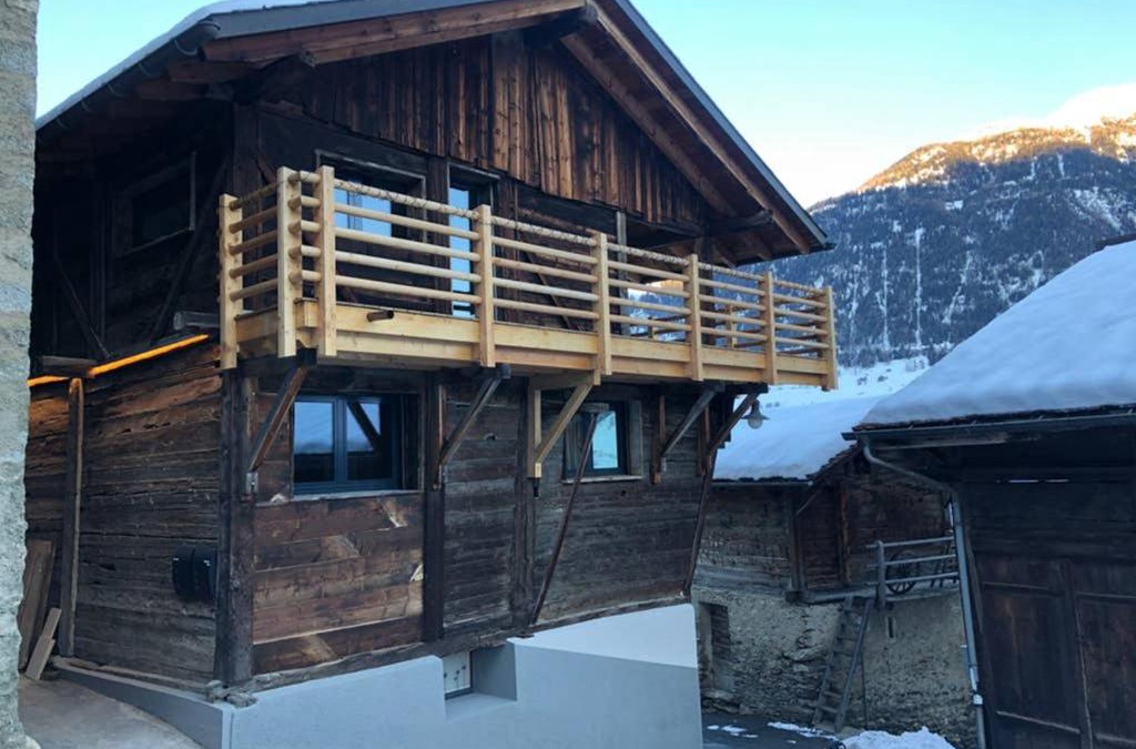 Orsieres Apartment | Grand appartement avec terrasse à Chez-Les-Reuses