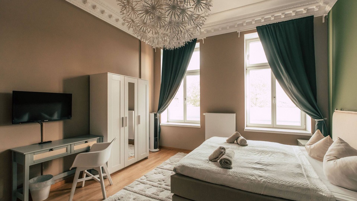 Zentrum-Ost Apartment | *Grand Boho* 4-room apartment with eat-in kitchen - Luga Homes - Townhouse