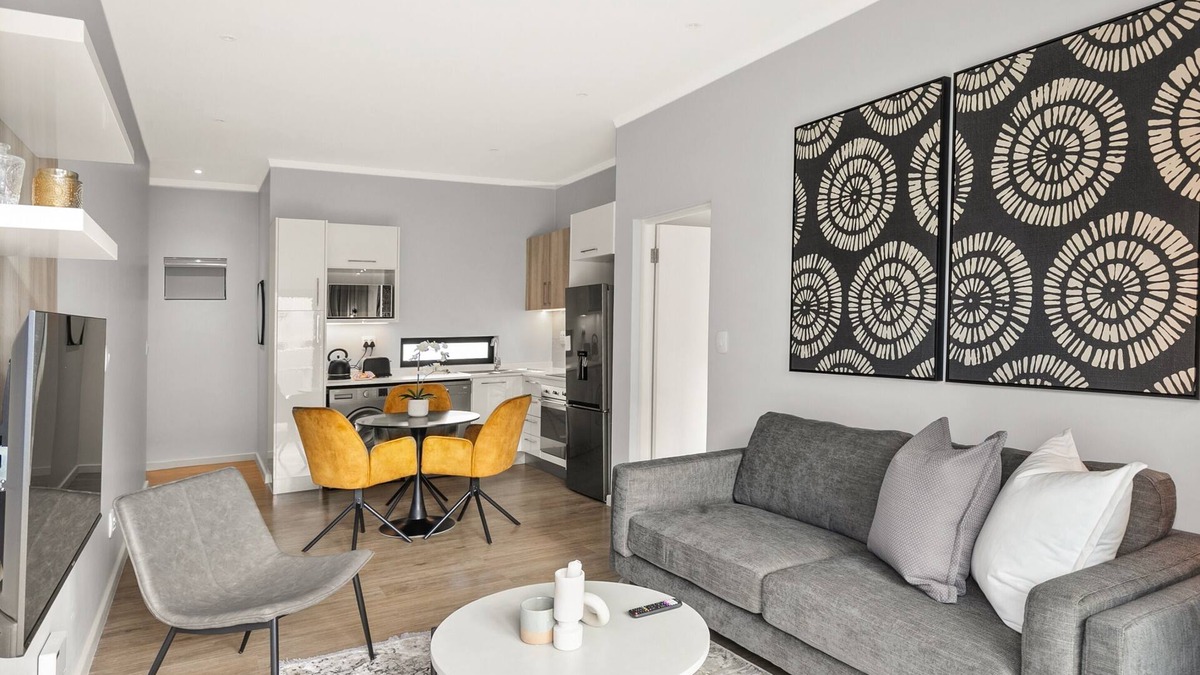 Greater Johannesburg Metropolitan Area Apartment | Grand | Brand New | 2 Bed | Rosebank