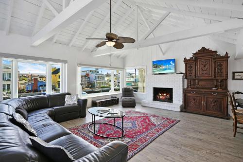 Balboa Island House | Grand Canal Getaway - Balboa Island