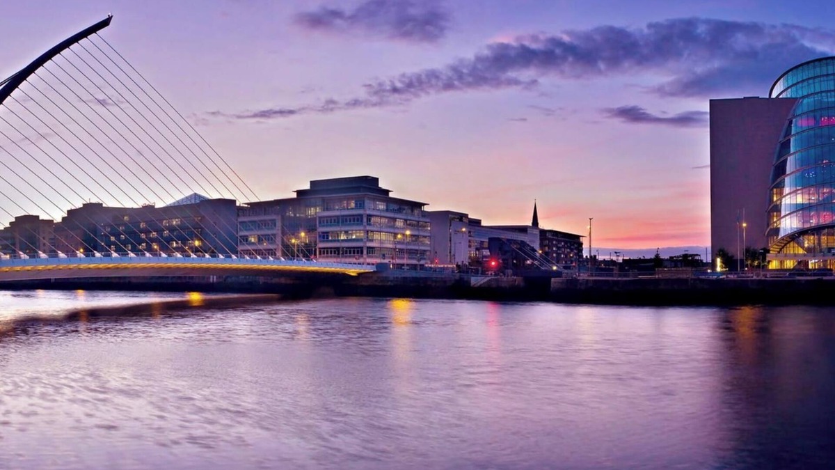 Grand Canal Dock Apartment | Grand Canal Views 2 Bedroom Apartment
