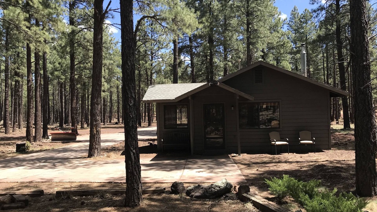 Parks Cottage | Grand Canyon Cottage@Historic Wrigley Ranch-Horseback Riding-Shooting-DogsOK!