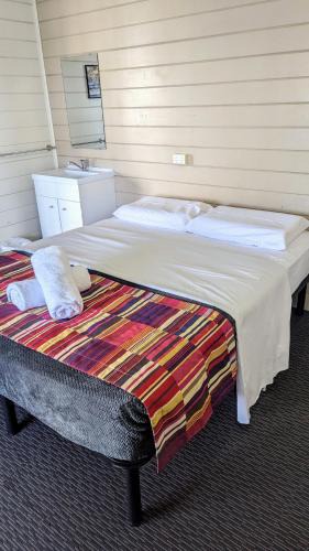 Proserpine Hotel | GRAND CENTRAL HOTEL PROSERPINE