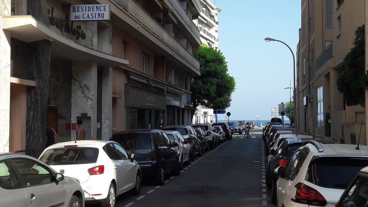 Menton Apartment | Grand Confort App 2P 49m2 at 50m beaches and pedestrian streets