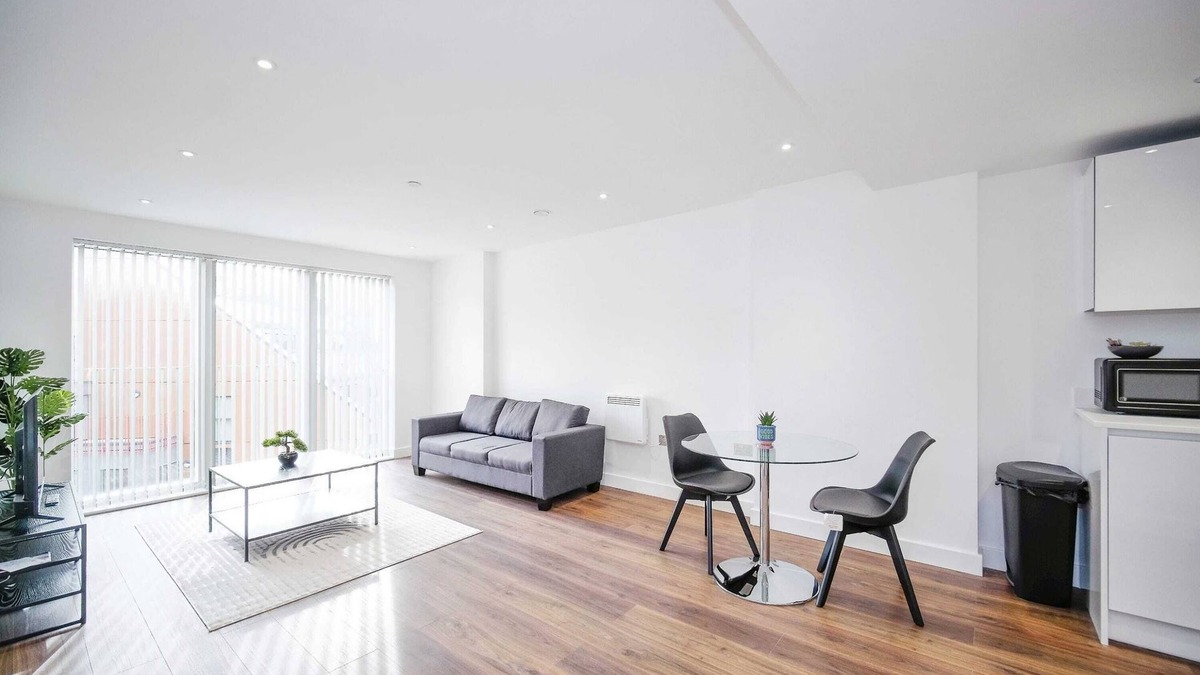 Bracknell Apartment | Grand Exchange Bracknell 1 bed with Parking