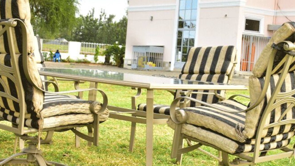 Ahero Hotel | Grand Forty Hotel