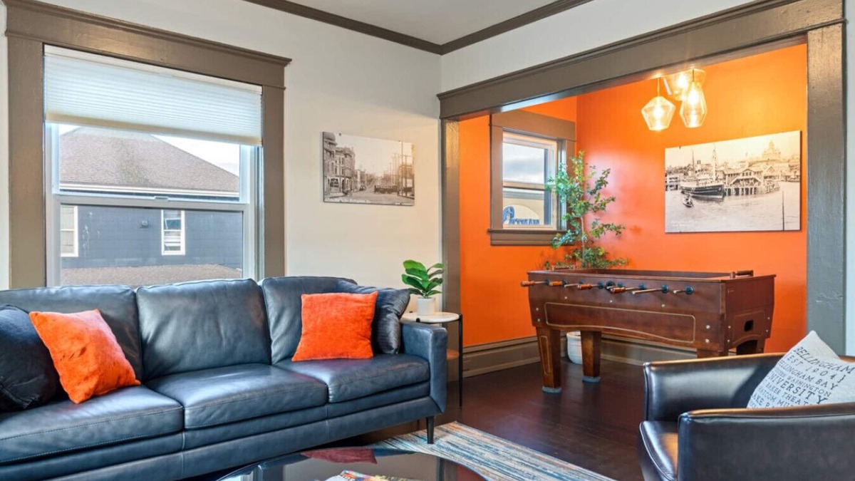 Bellingham Apartment | Grand Fountain District Suite in Bellingham