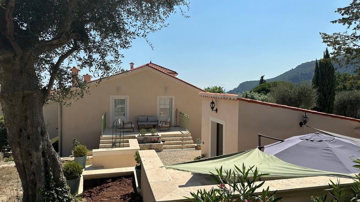Magagnosc Condo | Grand Gîte 7 Personnes Avec Accès Piscine Partagée