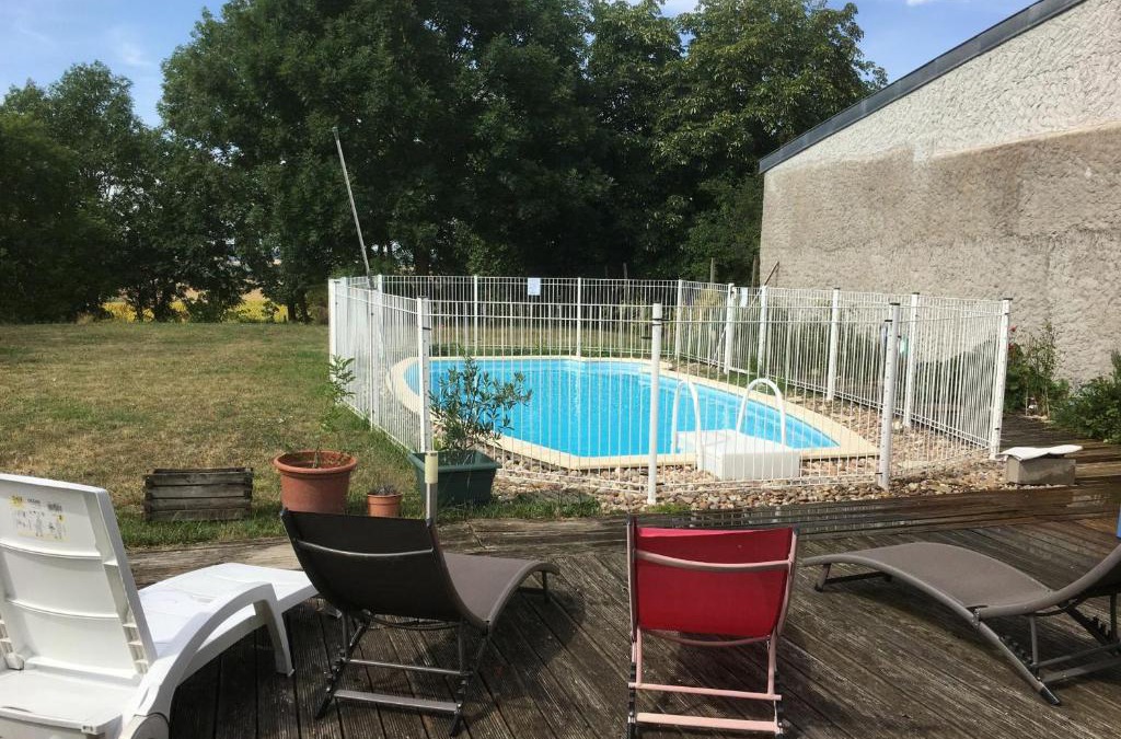 Athienville House | Grand gîte avec piscine, cheminée et terrasse près de Lunéville, idéal pour familles et groupes - FR-1-584-84