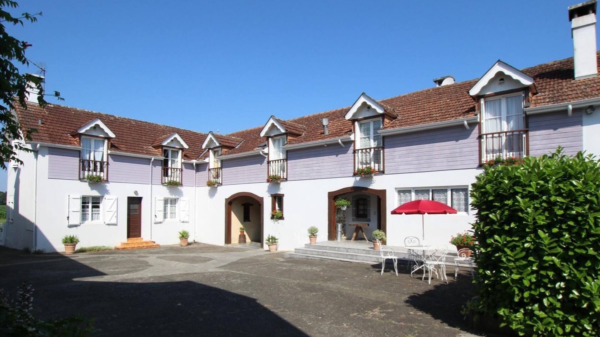 Lucq-de-Bearn House | Grand Gite Lavie - Lucq-de-bearn