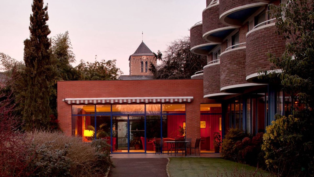 Solesmes Hotel | Grand Hôtel de Solesmes